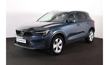 Volvo XC40 (2025) — foto 1