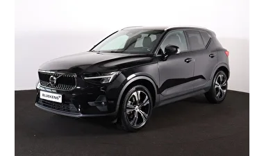 Volvo XC40 (2023) — foto 1