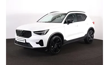 Volvo XC40 (2025) — foto 1