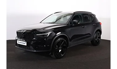 Volvo XC40 (2025) — foto 1