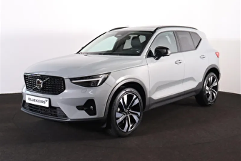 Volvo XC40 (2024)