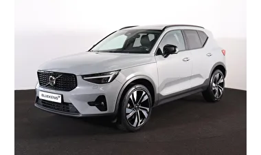 Volvo XC40 (2024) — foto 1