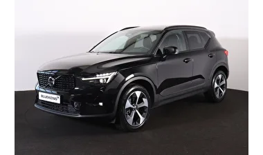 Volvo XC40 (2025) — foto 1