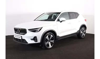 Volvo XC40 (2022) — foto 1