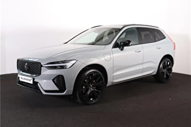 Volvo XC60 (2025)
