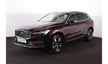 Volvo XC60 (2025) — foto 1