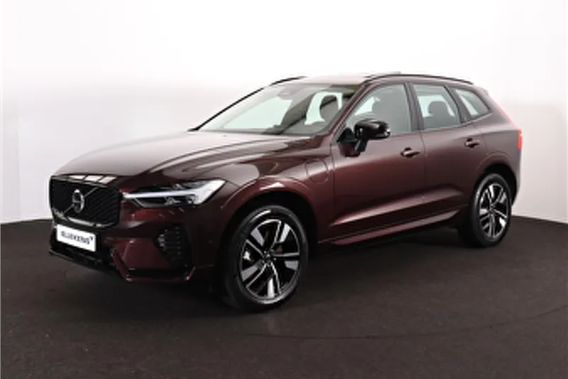 Volvo XC60 (2025)