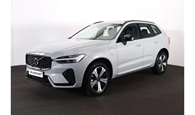 Volvo XC60 (2025) — foto 1