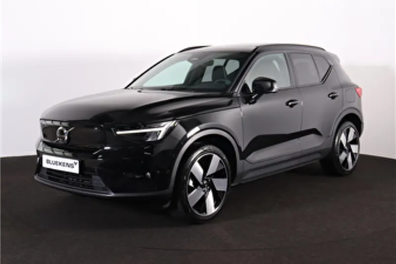 Volvo EX40 (2025)