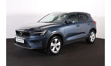 Volvo XC40 (2025) — foto 1