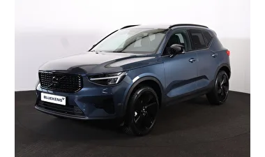 Volvo XC40 (2026) — foto 1