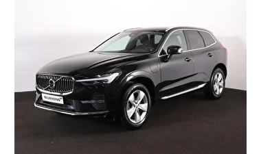 Volvo XC60 (2022) — foto 1