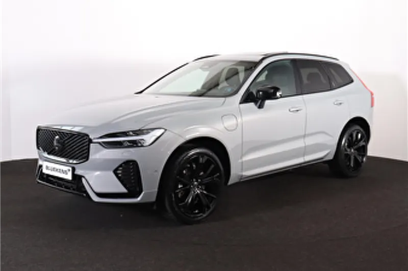 Volvo XC60 (2025)