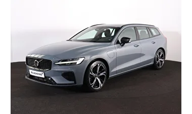 Volvo V60 (2023) — foto 1