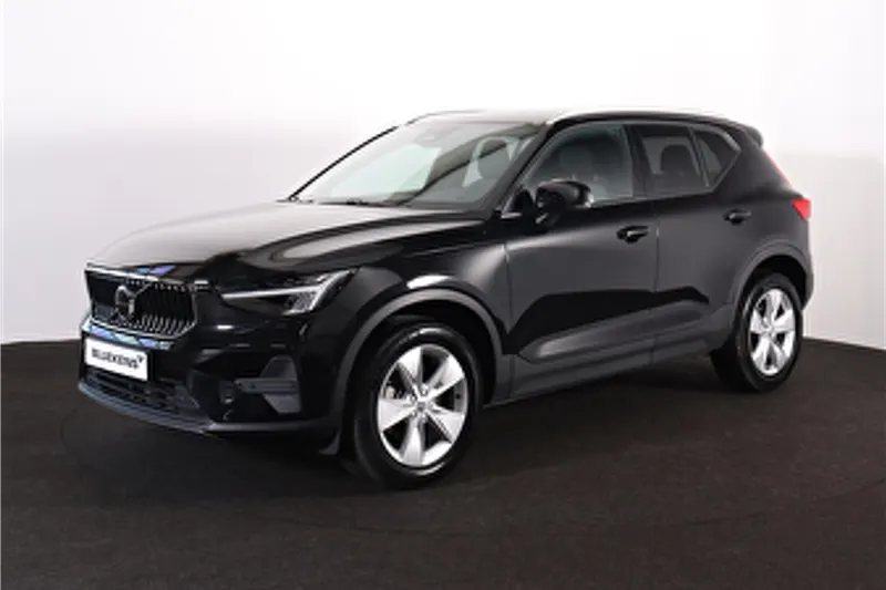 Volvo XC40 (2025)