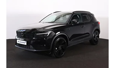 Volvo XC40 (2025) — foto 1