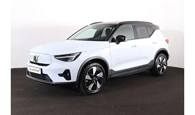 Volvo EX40 (2025) — foto 1
