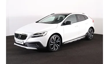 Volvo V40 Cross Country (2019) — foto 1