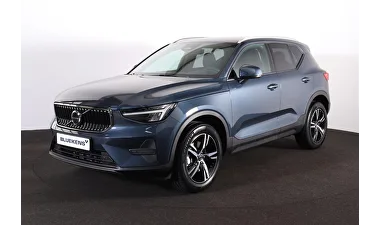 Volvo XC40 (2026) — foto 1