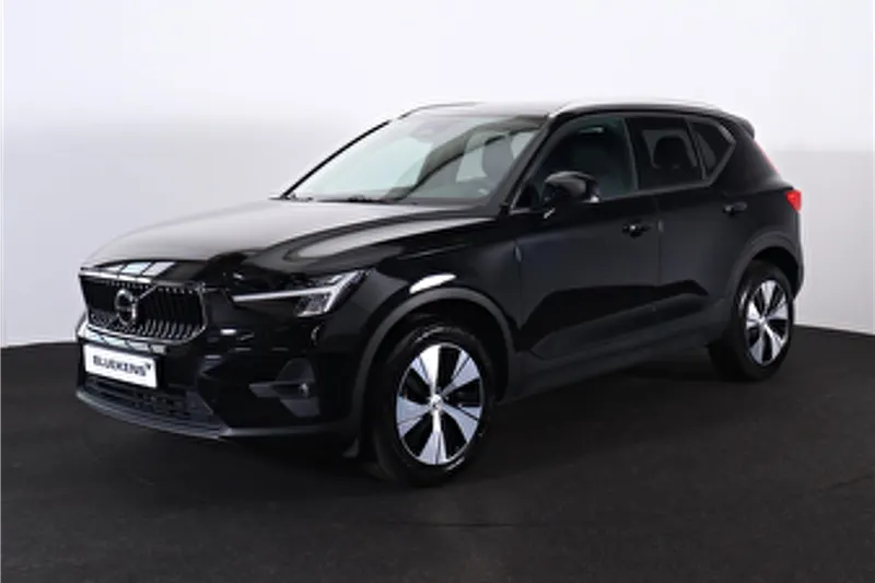 Volvo XC40 (2023)