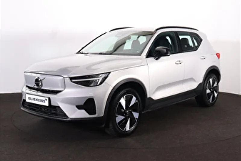 Volvo XC40 (2024)