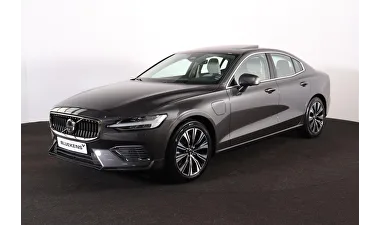 Volvo S60 (2024) — foto 1