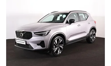 Volvo XC40 (2026) — foto 1
