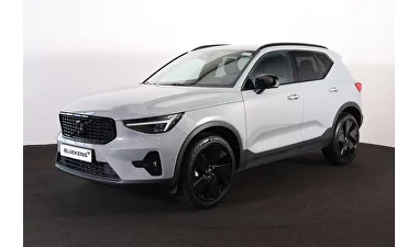 Volvo XC40 (2025) — foto 1