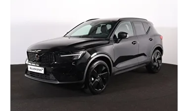 Volvo XC40 (2026) — foto 1