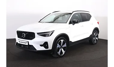 Volvo XC40 (2023) — foto 1