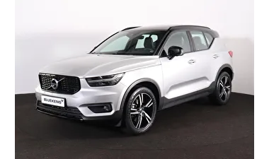 Volvo XC40 (2018) — foto 1