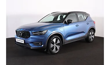 Volvo XC40 (2020) — foto 1