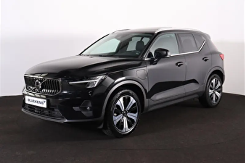 Volvo XC40 (2023)