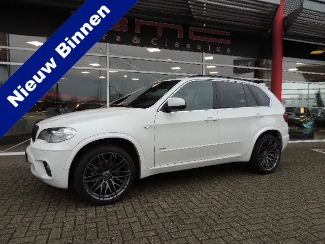 BMW X5 (2012) — foto 1