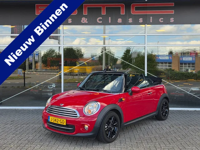 MINI Cabrio (2012) — foto 1