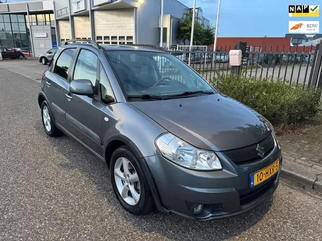 Suzuki SX4 (2009) — foto 1