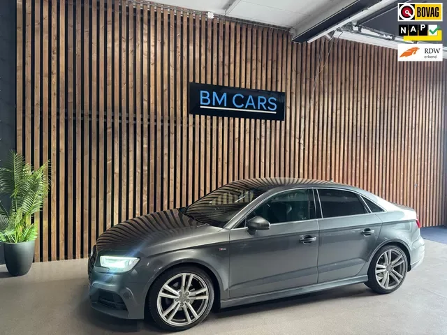 Audi A3 (2018) — foto 1