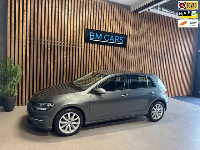Volkswagen Golf (2018) — foto 1