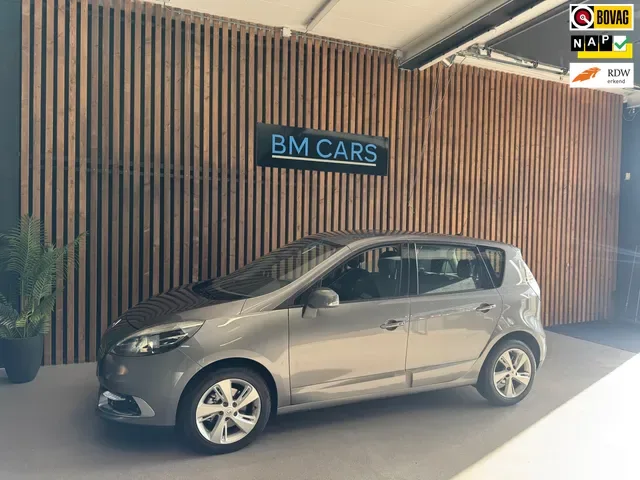 Renault Scénic (2012) — foto 1