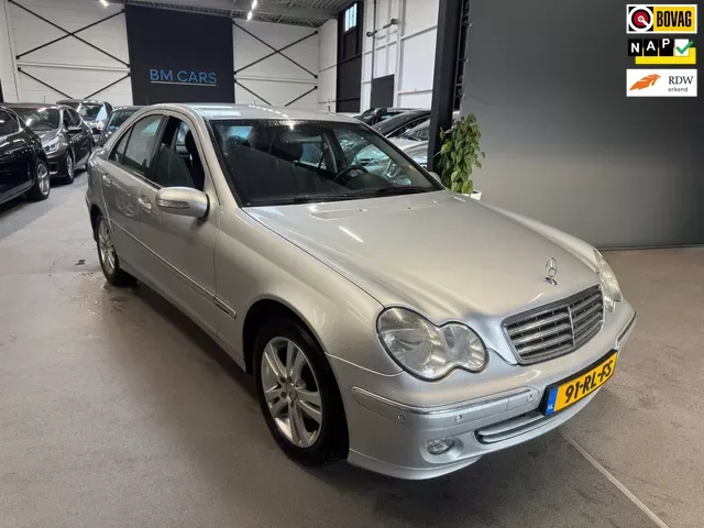 Mercedes-Benz C-Klasse (2005) — foto 1