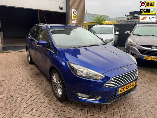Ford Focus (2015) — foto 1