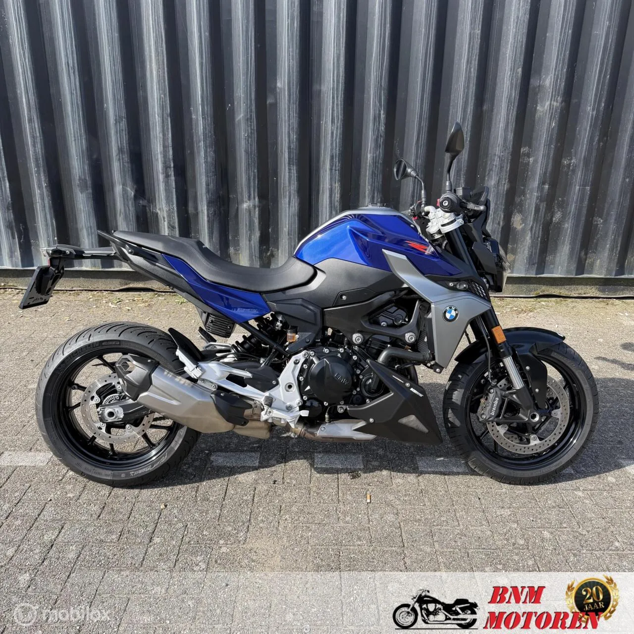BMW F 900 R (2020) — foto 1