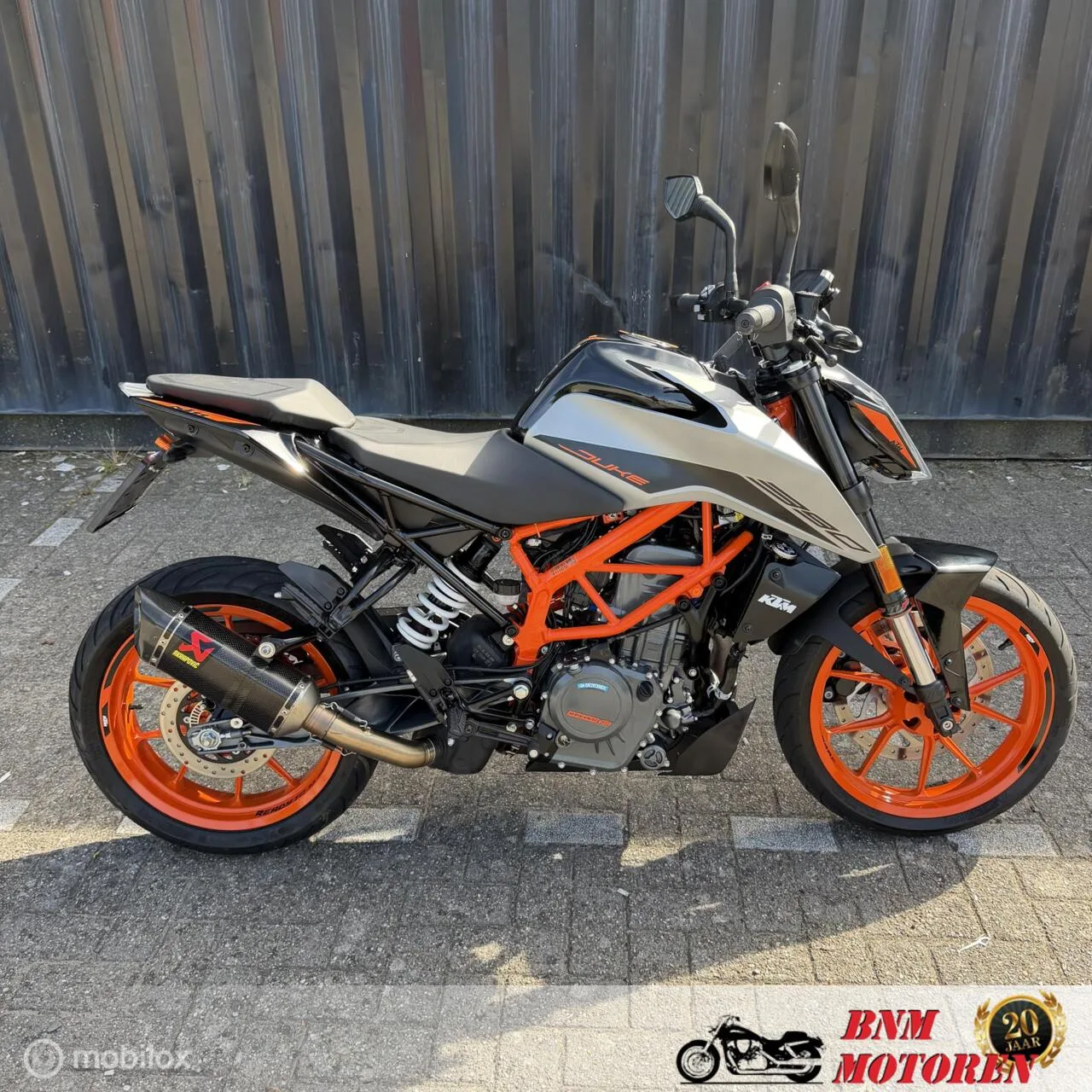 KTM 390 Duke (2022) — foto 1