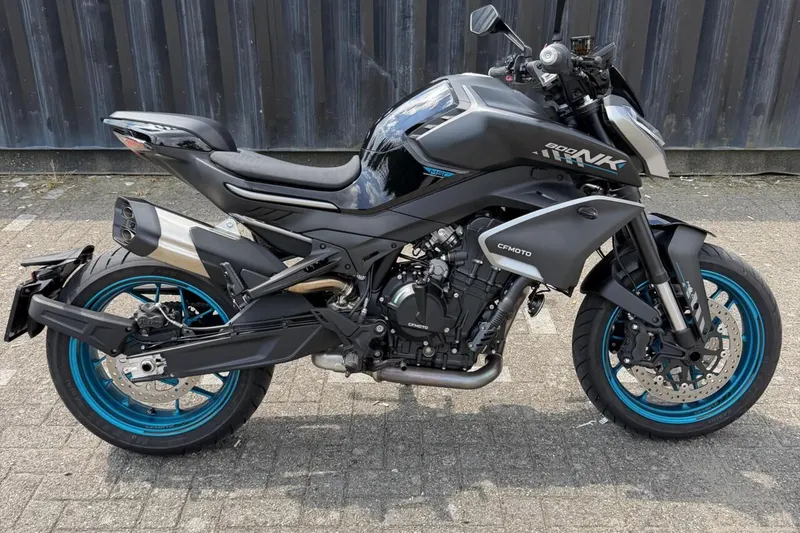 CFMoto 800NK (2025)