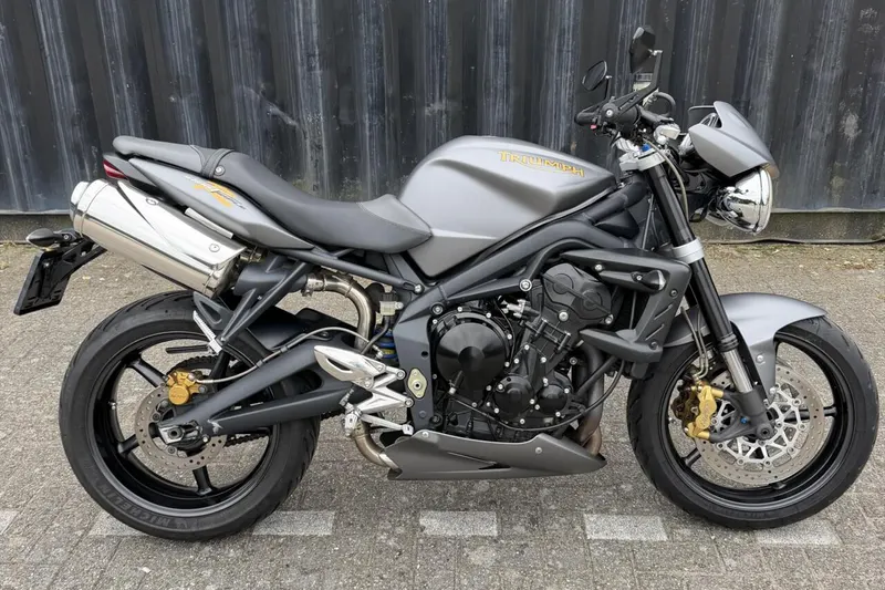 Triumph Street Triple R (2009)
