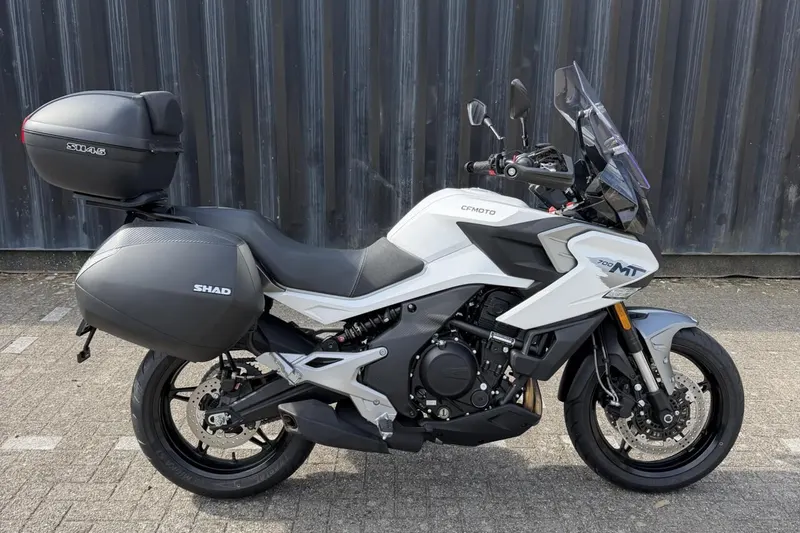 CFMoto 700 MT (2025)