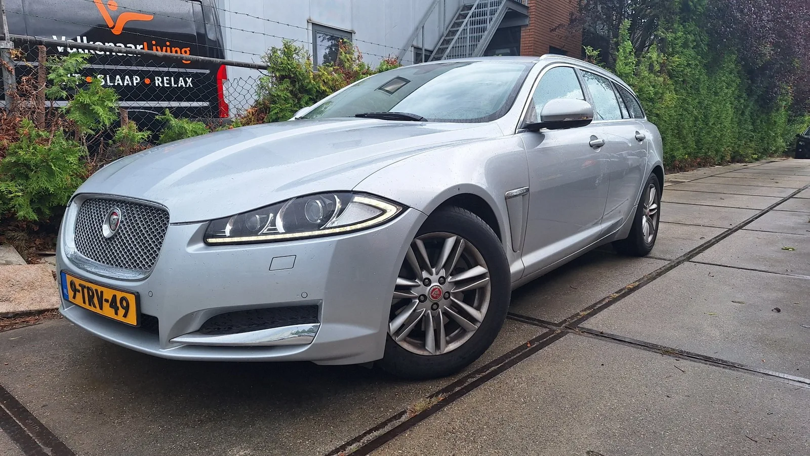 Jaguar XF Sportbrake (2014) — foto 1