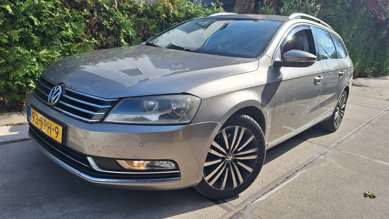 Volkswagen Passat (2012) — foto 1