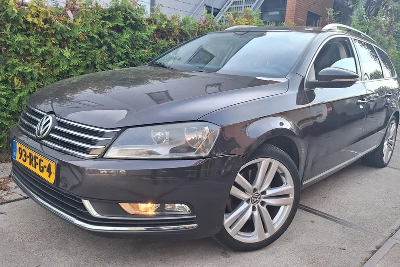Volkswagen Passat (2011)