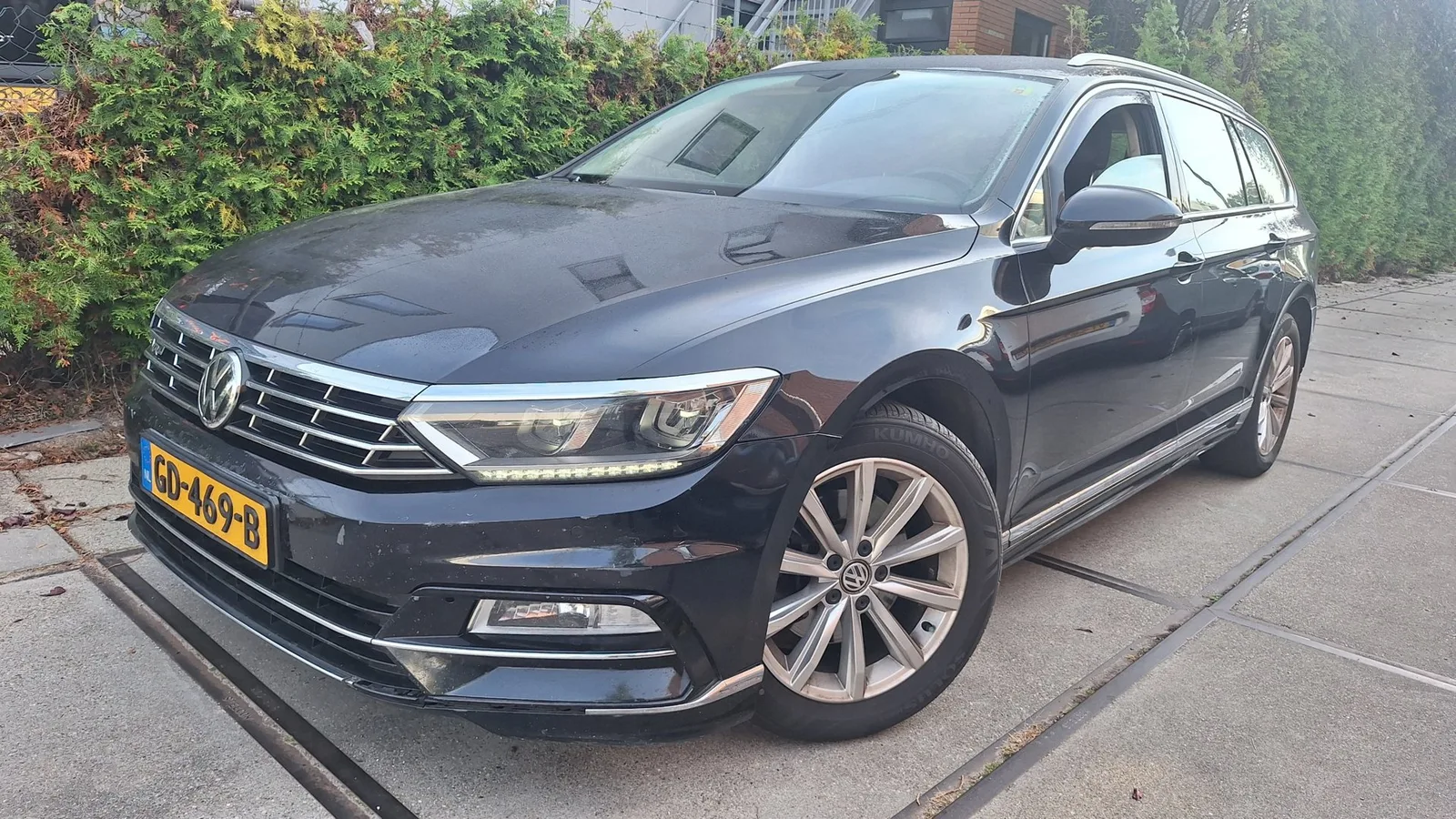 Volkswagen Passat (2015) — foto 1
